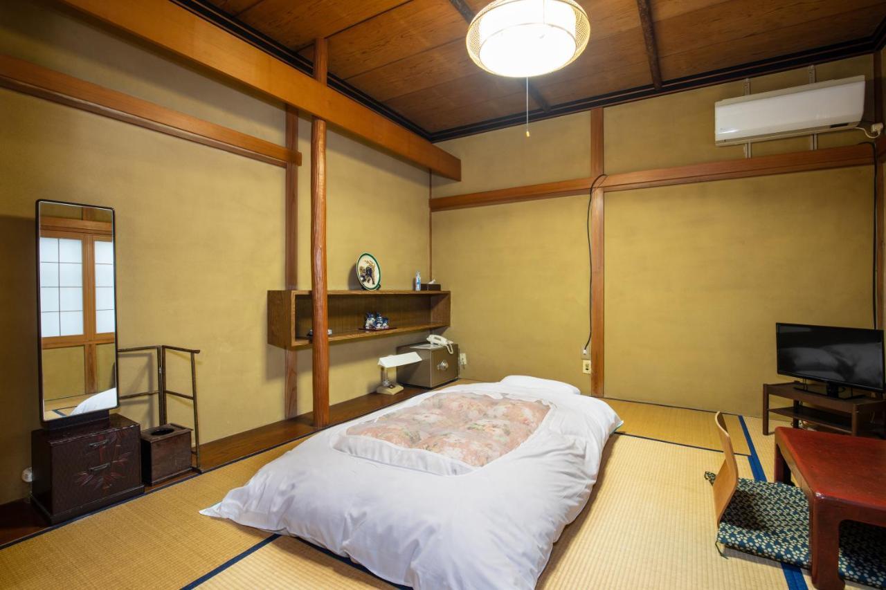 Daibutsu Ryokan Takaoka Exterior photo