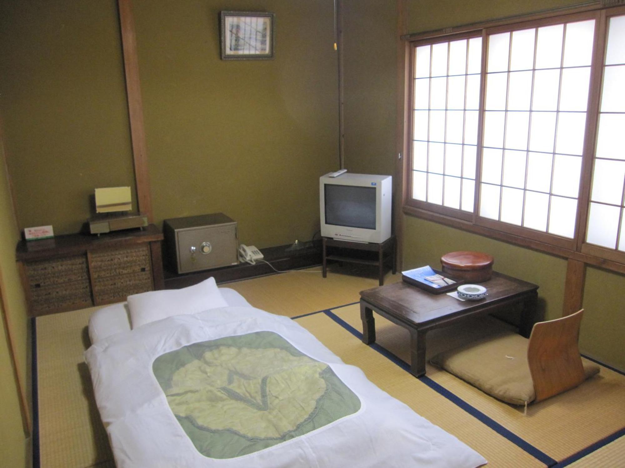 Daibutsu Ryokan Takaoka Exterior photo